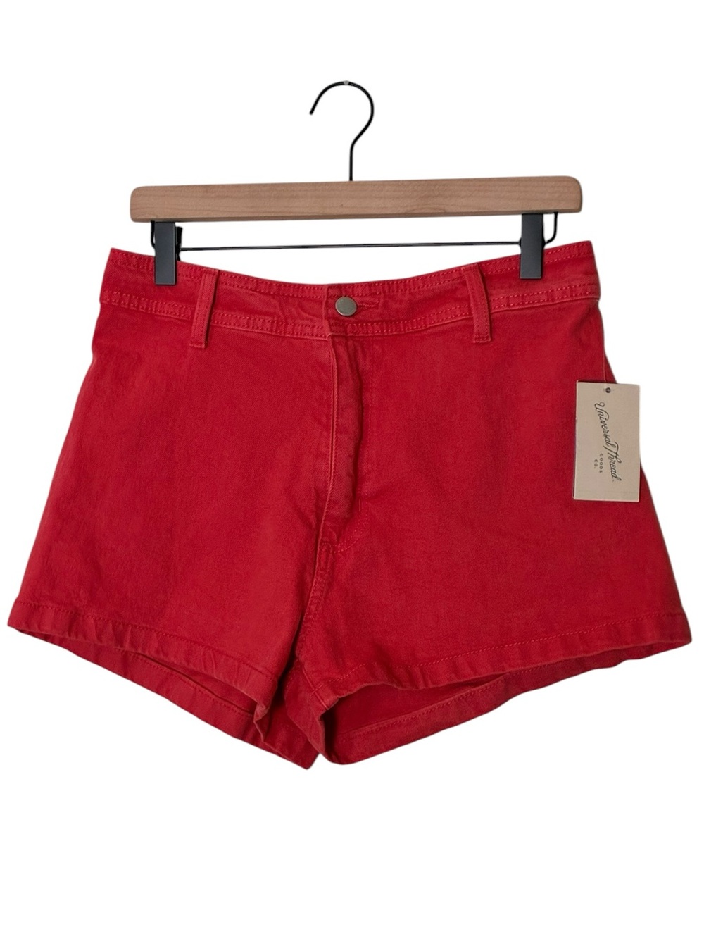Universal Thread | NWT Red fitted high rise cotton sailor shorts women’s size 8